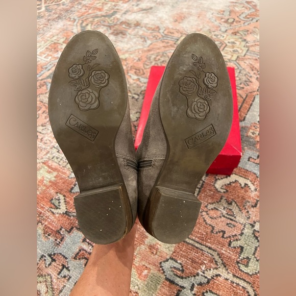 Women’s Carlos brand booties - Picture 3 of 6